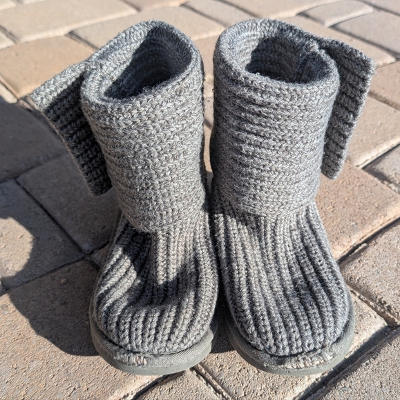 UGG Australia Classic Cardy Knit Boots Kids Size 13 - Picture 2 of 8